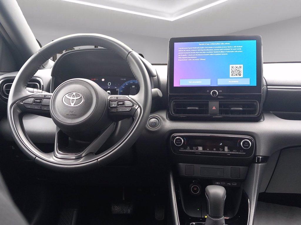 TOYOTA Yaris 1.5h 130 lounge del 2024