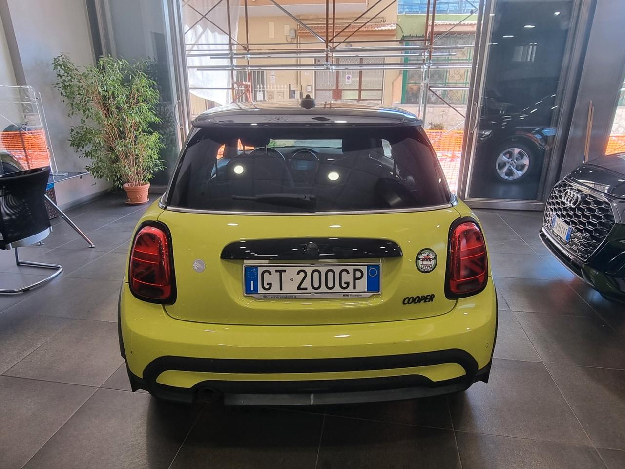 Mini 1.5 Cooper Resolute cambio automatico 3 porte
