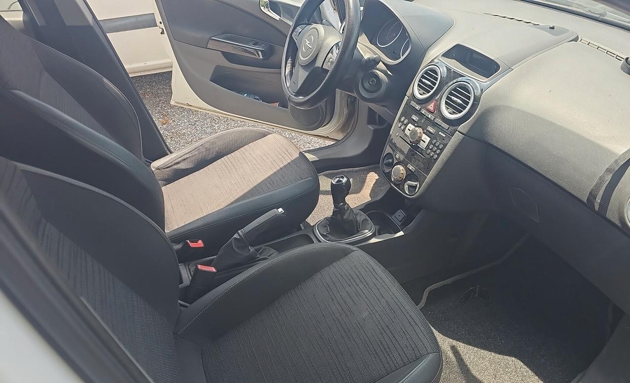 Opel Corsa 1.4 16V 5 porte Sport GUIDABILE DA NEOPATENTATI