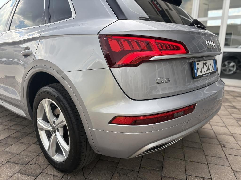 Audi Q5 2.0 TDI 190 CV quattro S tronic Business Sport