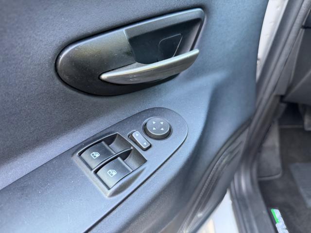 LANCIA Ypsilon 1.2 GOLD 5 POSTI+UCONNECT+SENSORI PARK