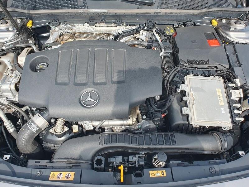 MERCEDES-Benz Classe A 180d 116CV S&S NAV PARK CAM