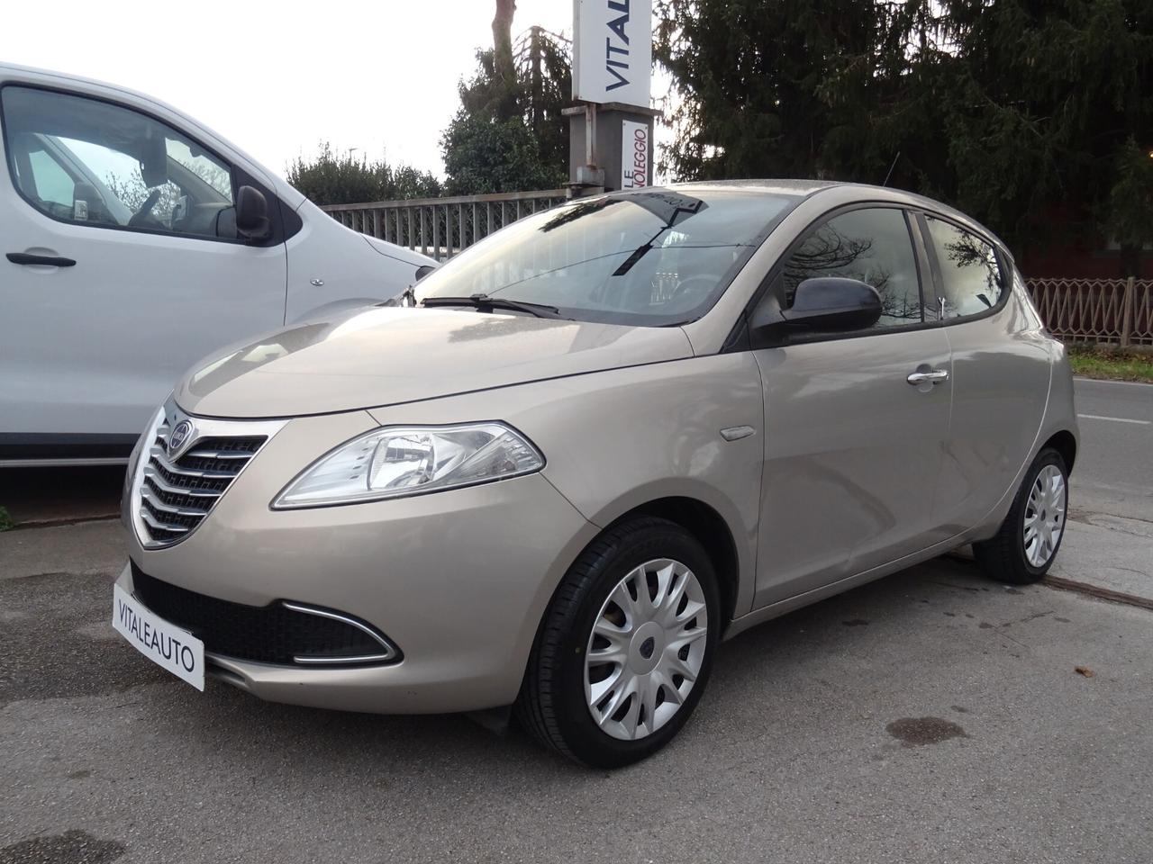 Lancia Ypsilon 1.2 69 CV 5p Elle OK NEOPATENTATI