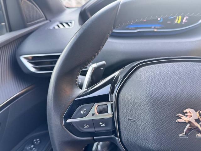 Peugeot 3008 II 1.2 hybrid 48V Allure Pack 136cv e-dcs6