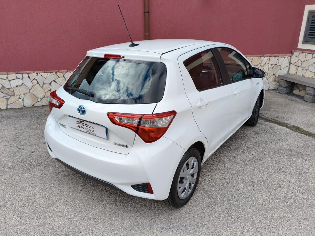 Toyota Yaris 1.5 Hybrid 5 porte Business