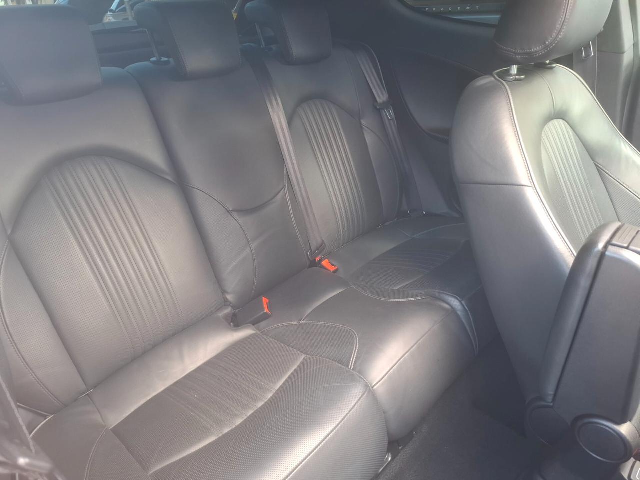 Alfa Romeo MiTo - 1.3 JTD, clima, cruise, pano, pelle, navi, 16"