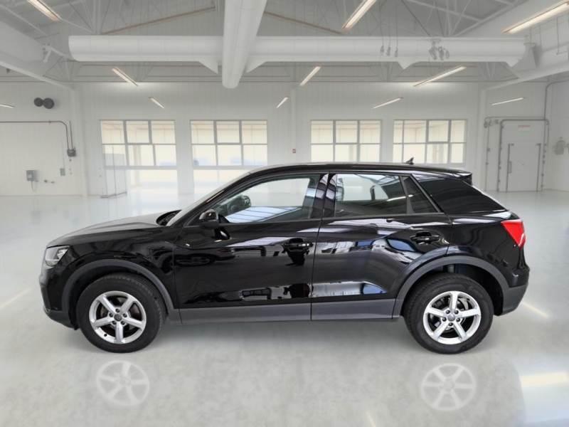 AUDI Q2 1.6 30 TDI BUSINESS