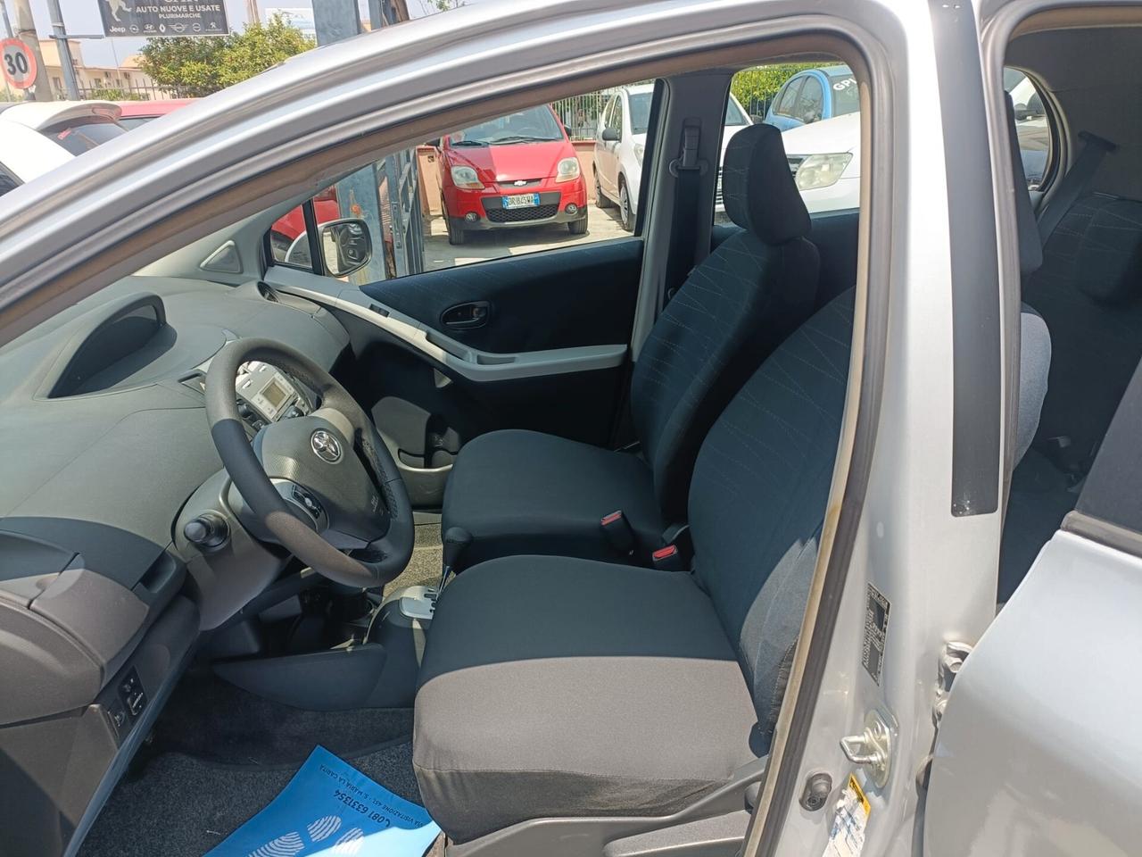 Toyota Yaris 1.4 D-4D 5 porte M-MT Sol Automatica