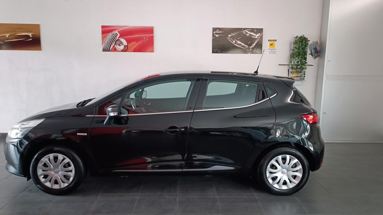 Renault Clio 1.2 75CV GPL 5 porte Costume National
