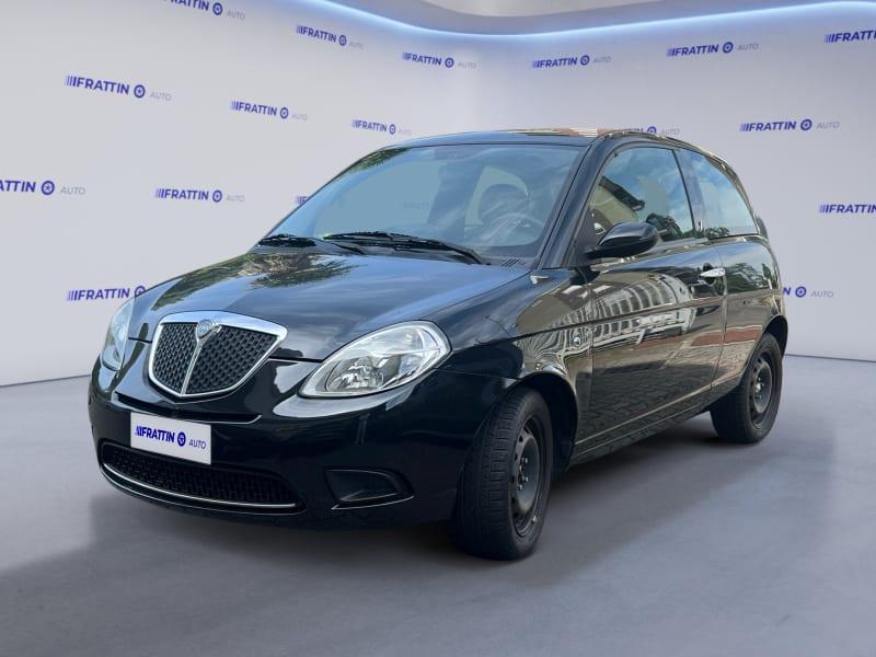 LANCIA YPSILON 1.2 ORO GIALLO