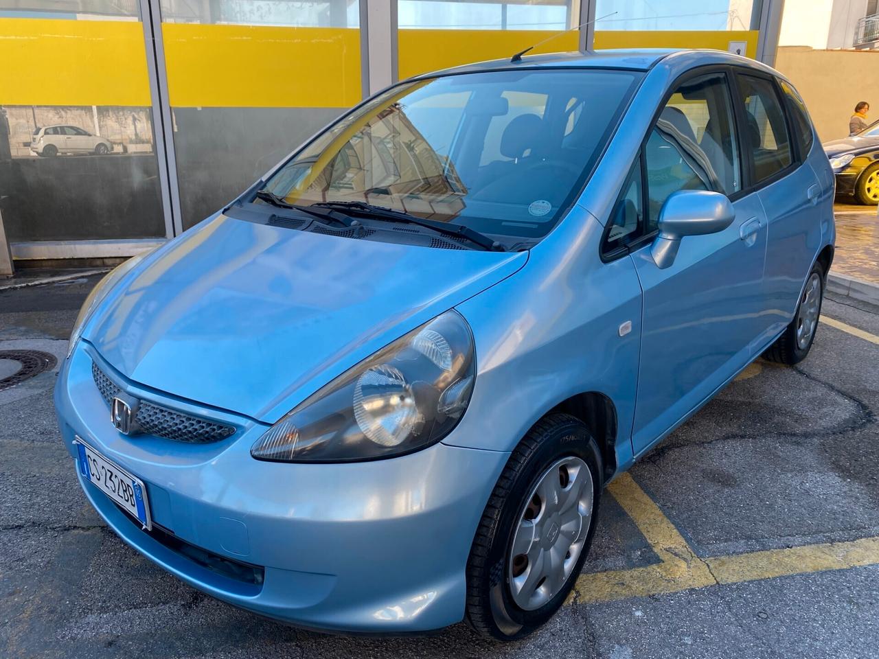 NEOPATENTATI UNICO PROPRIETARIO HONDA JAZZ 1.2 BENZINA 5 PORTE TAGLIANDI