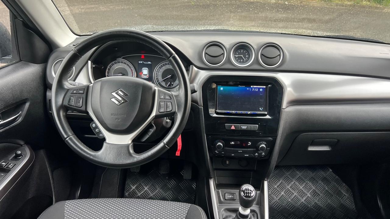 Suzuki Vitara 1.4 Hybrid easy cool