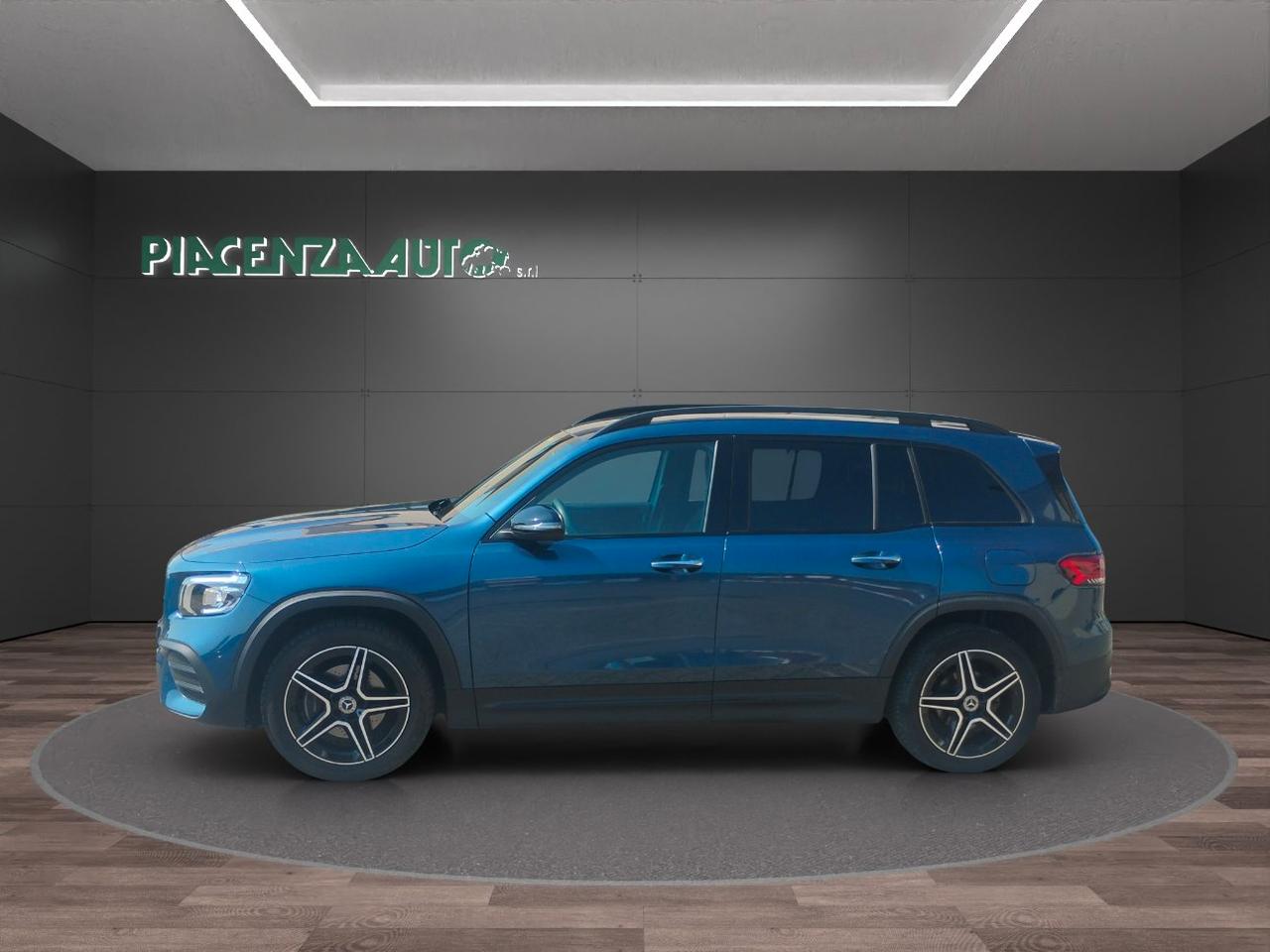 Mercedes GLB 200 d Premium 4MATIC..AMG.TELECAMERA.NAVI