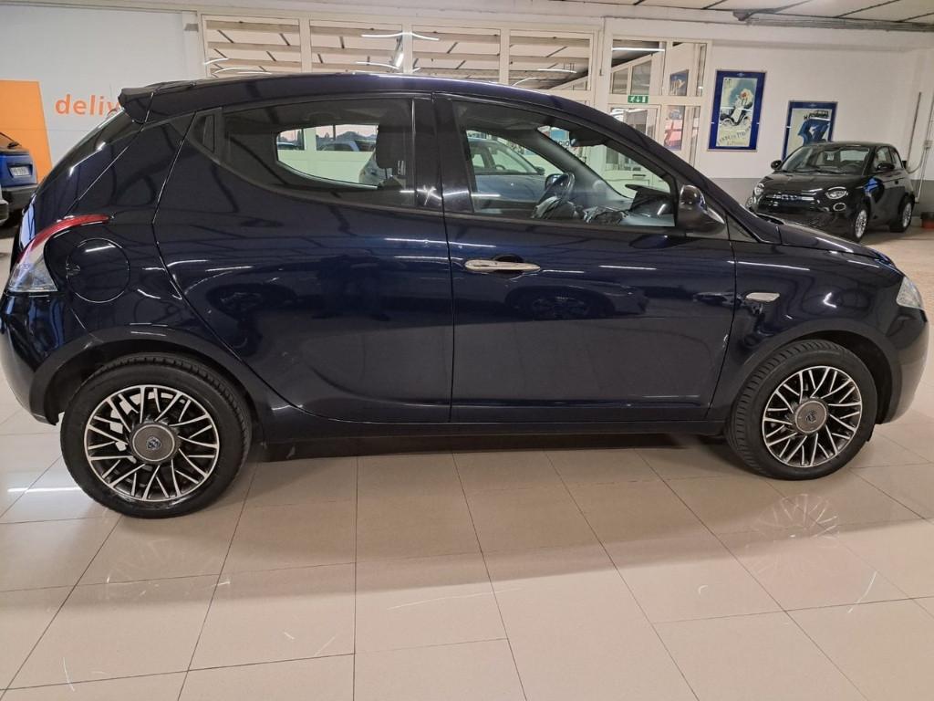 LANCIA Ypsilon III 2015 - Ypsilon 1.2 Gold 69cv