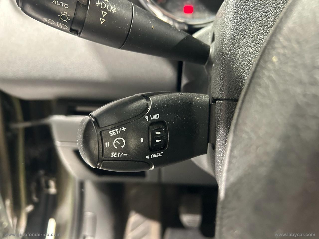 PEUGEOT 3008 1.6 HDi 112 CV Active