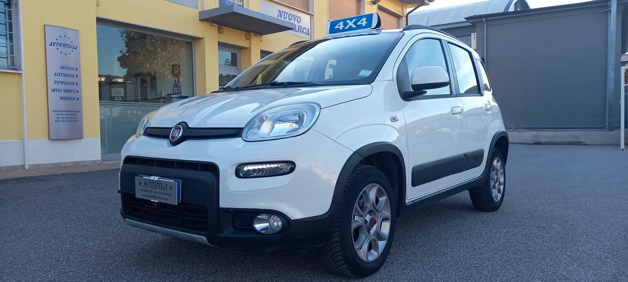 Fiat Panda cc. 1.300 MJT Turbodiesel 4X4 Trazione Integrale 5 Porte 5 Posti Euro 6B Utilizzabile anche per i Neopatentati.