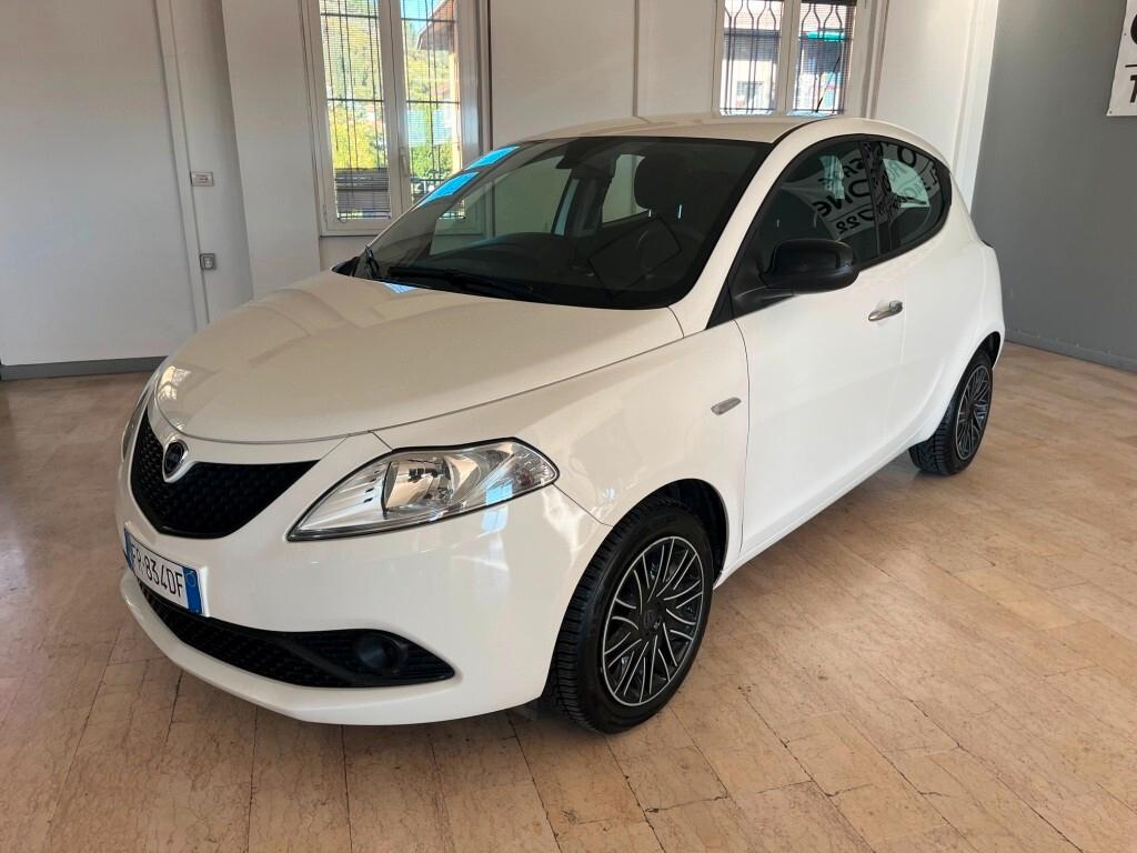 Lancia Ypsilon 1.2 69 Cv 5p Benzina
