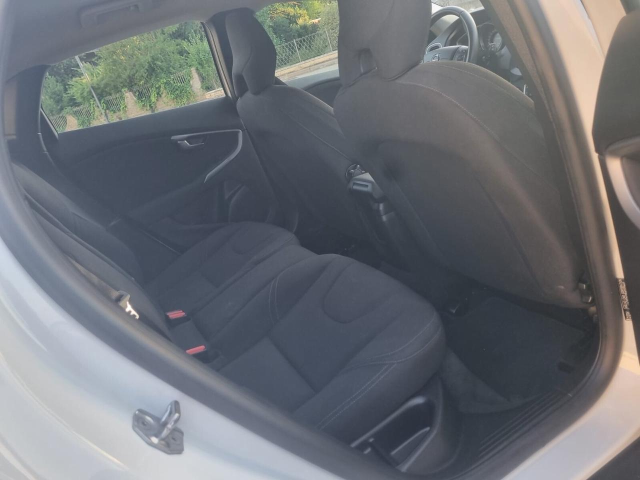 Volvo V40 Cross Country V40 Cross Country D2