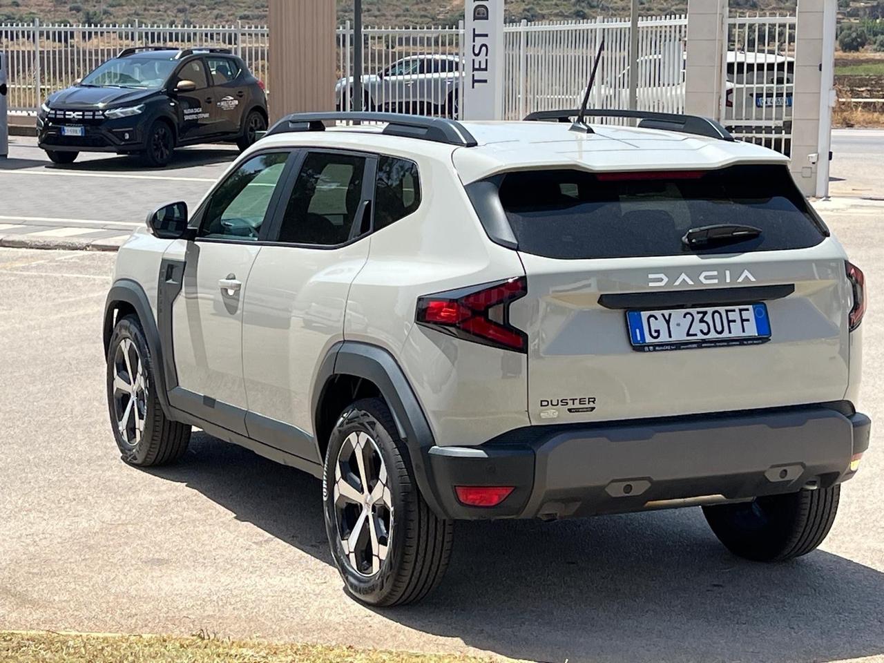 Dacia Duster Hybrid 140 CV Journey 2025