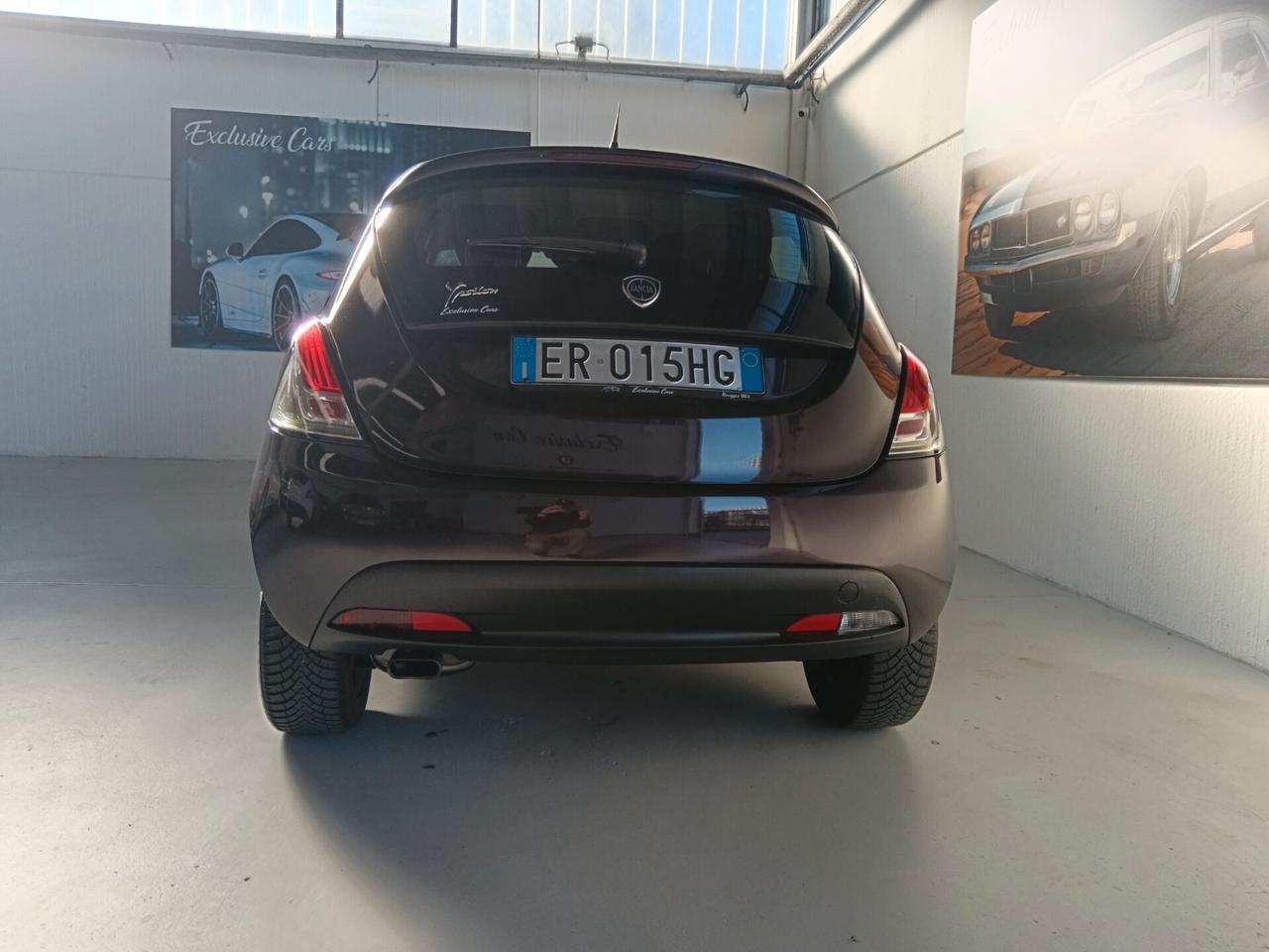 Lancia Ypsilon 1.2 69 CV 5 porte Gold