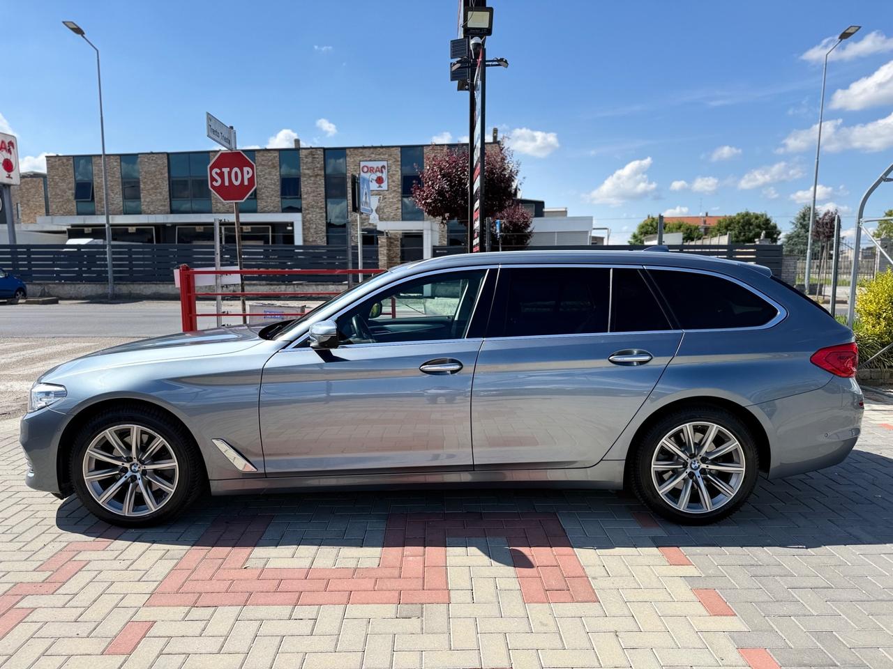 Bmw 520d xDrive Touring Luxury