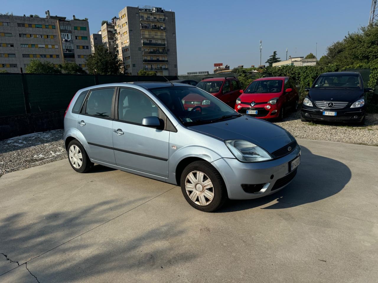 Ford Fiesta 1.2 16V 5p. Tecno