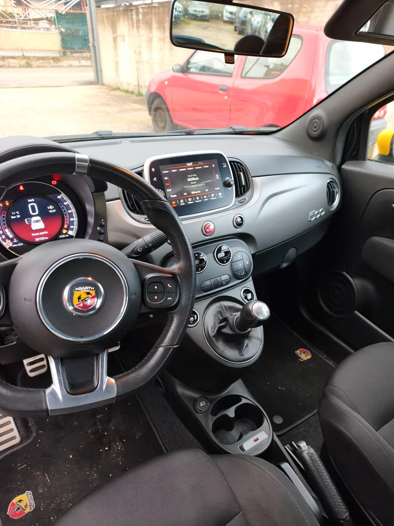 Abarth 595 1.4 Turbo T-Jet 160 CV Pista