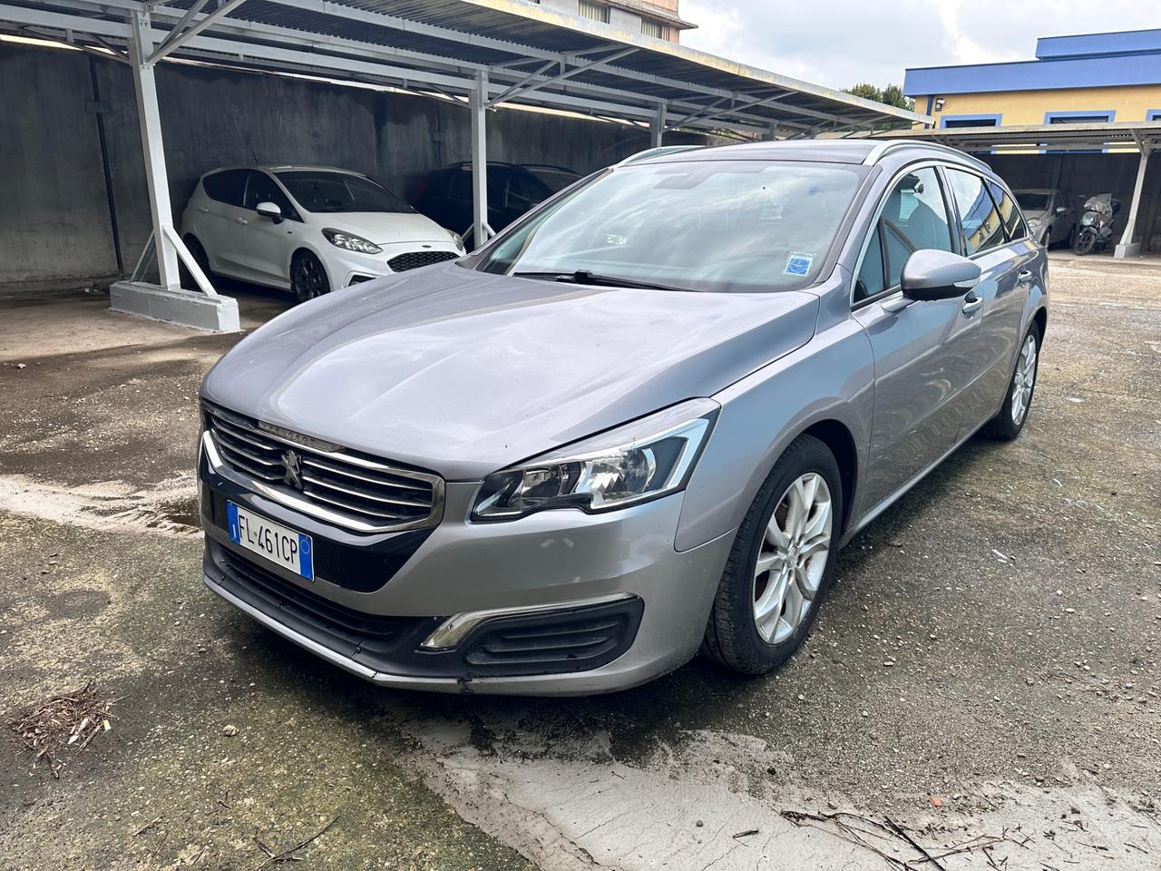 Peugeot 508 BlueHDi 120 EAT6 S&S SW Allure