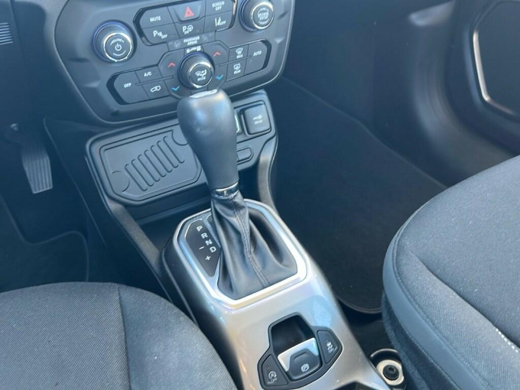 Jeep Renegade 1.3 T4 Limited 2WD DDCT
