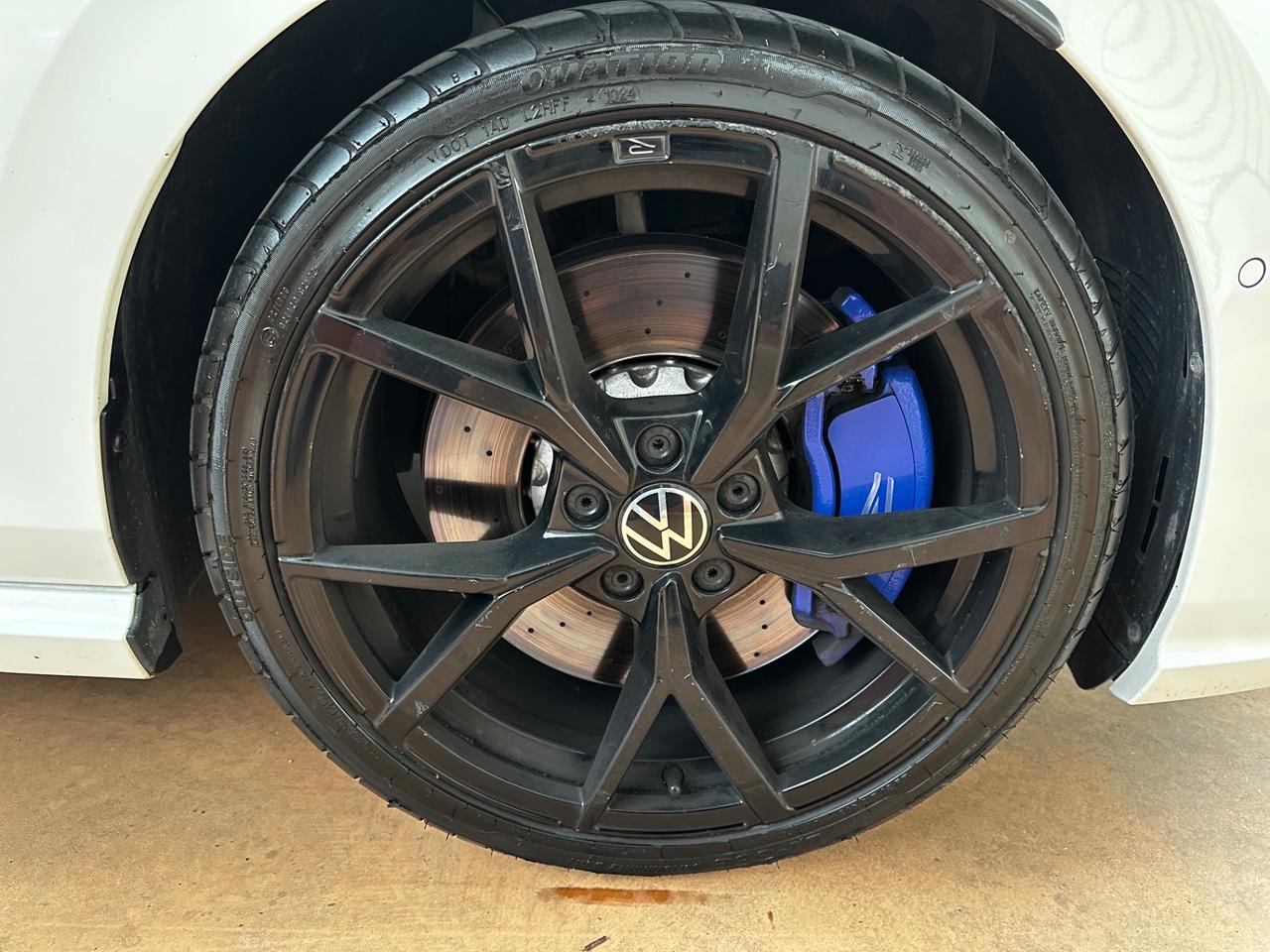 Volkswagen Golf 2.0 TSI DSG 4Motion R