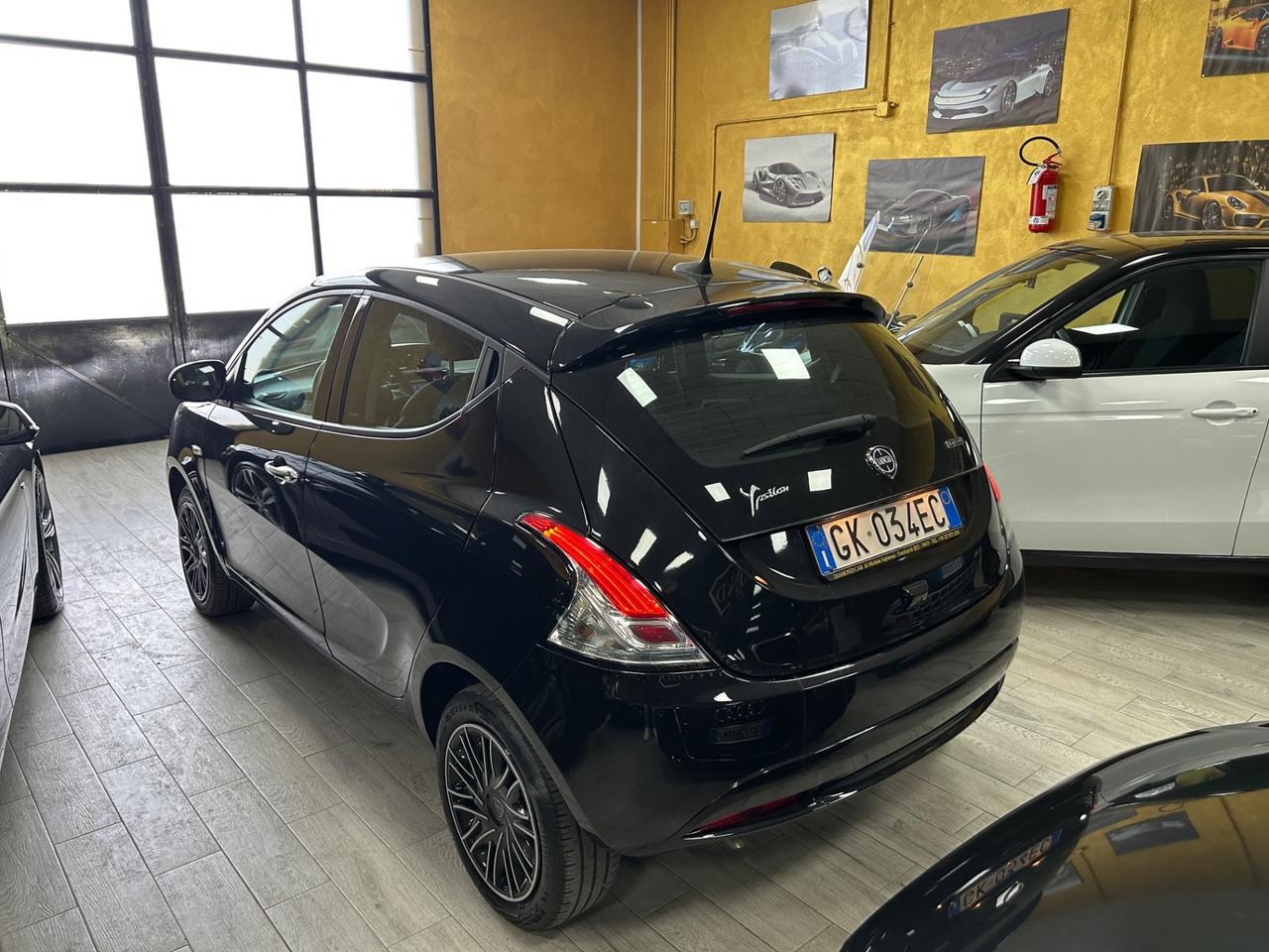 LANCIA YPSILON 1.0 Hybrid “PROMO FINANZ”-2023