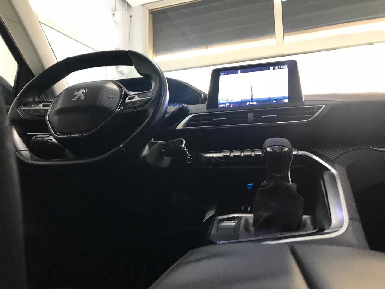 Peugeot 3008 BlueHDi 120cv Business km 95000