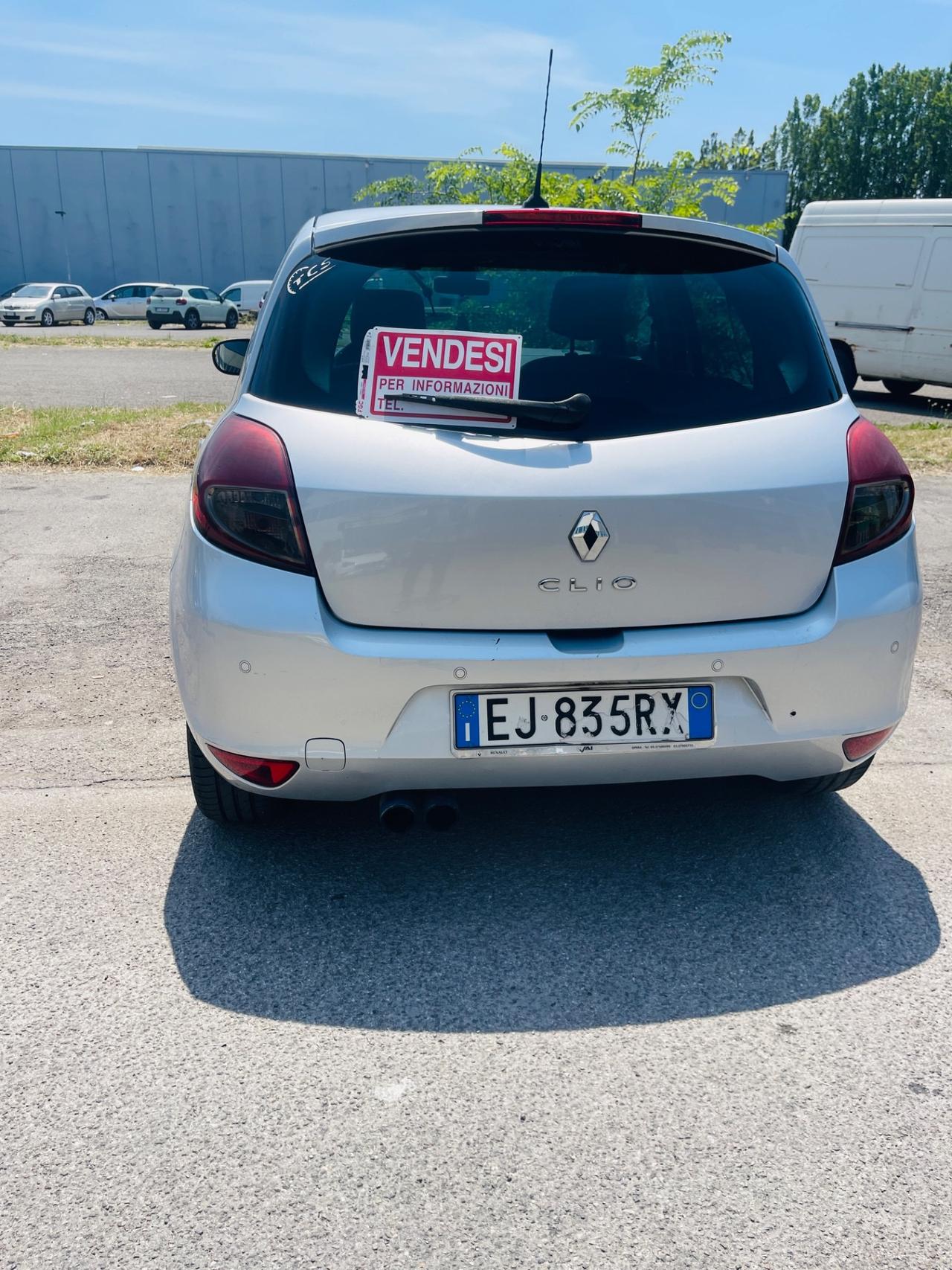 Renault Clio 1.2 16V 5 porte Dynamique