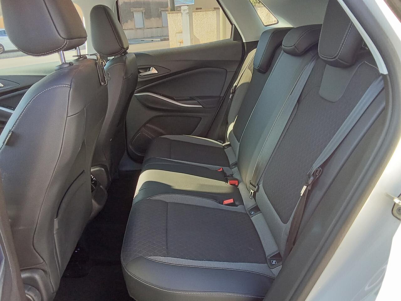 Opel Grandland 1.2 Turbo 12V 130 CV GS Line