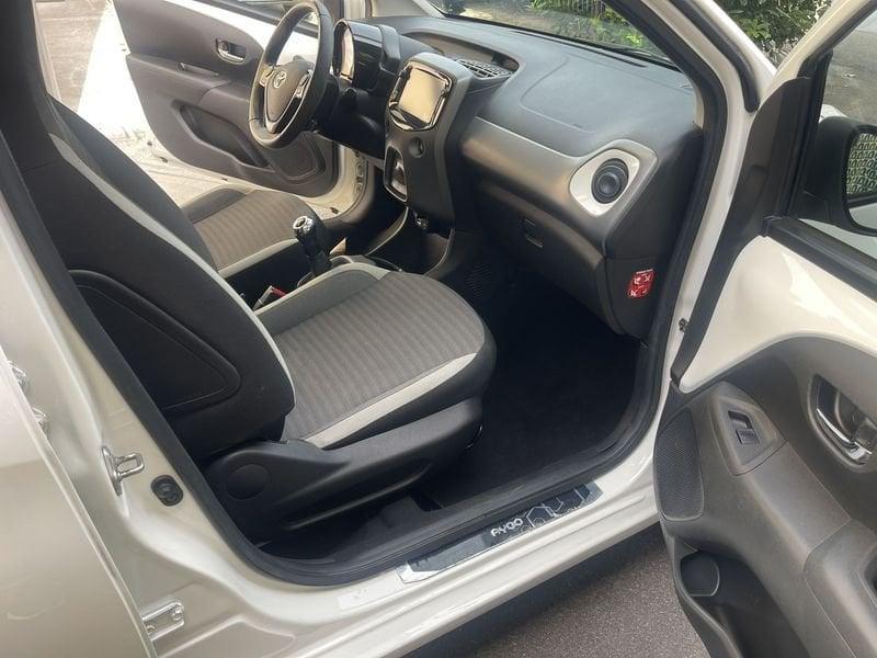 Toyota Aygo 1.0 VVT-i x-clusiv