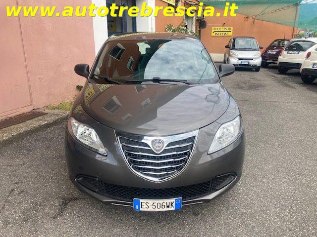LANCIA Ypsilon 1.2 69 CV 5 porte Silver