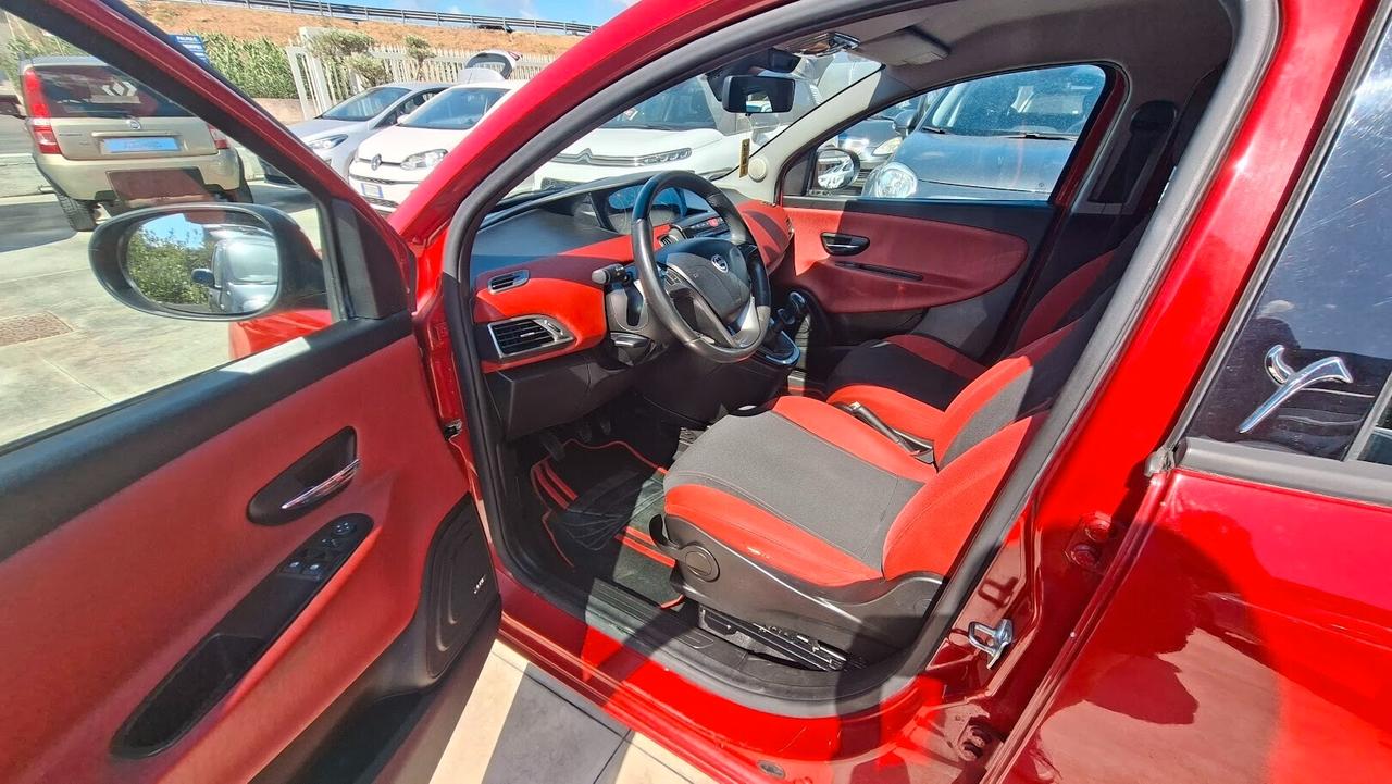 Lancia Ypsilon 1.2 69 CV 5 porte S&S 2012