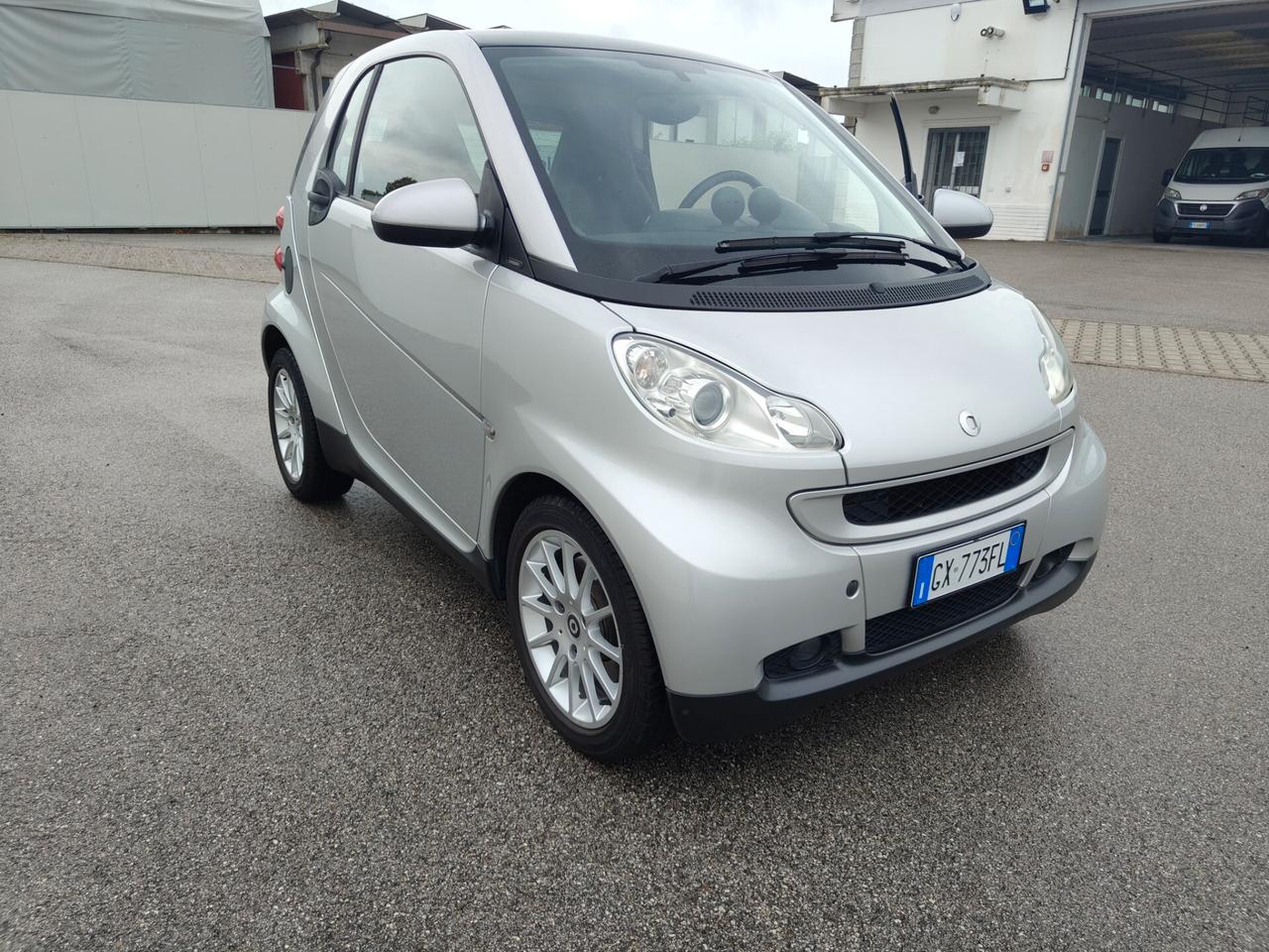 Smart ForTwo Turbo. Full service mercedes