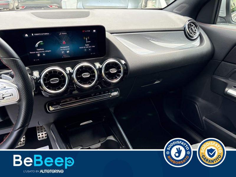 Mercedes-Benz GLA 200 D PREMIUM 4MATIC AUTO