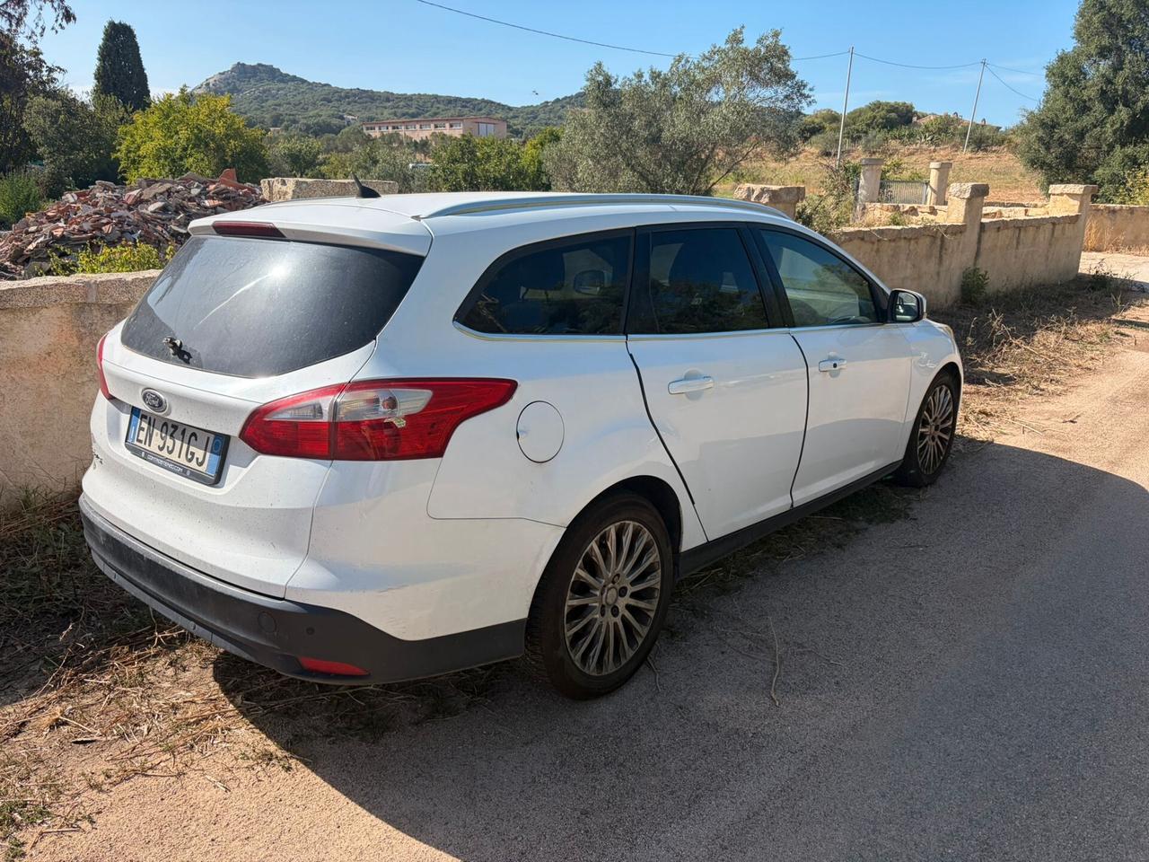 FORD FOCUS TITANIUM