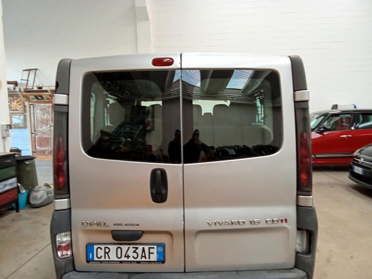 Opel Vivaro 1.9 DTI /PULMINO 9 POSTI /IN ARRIVO