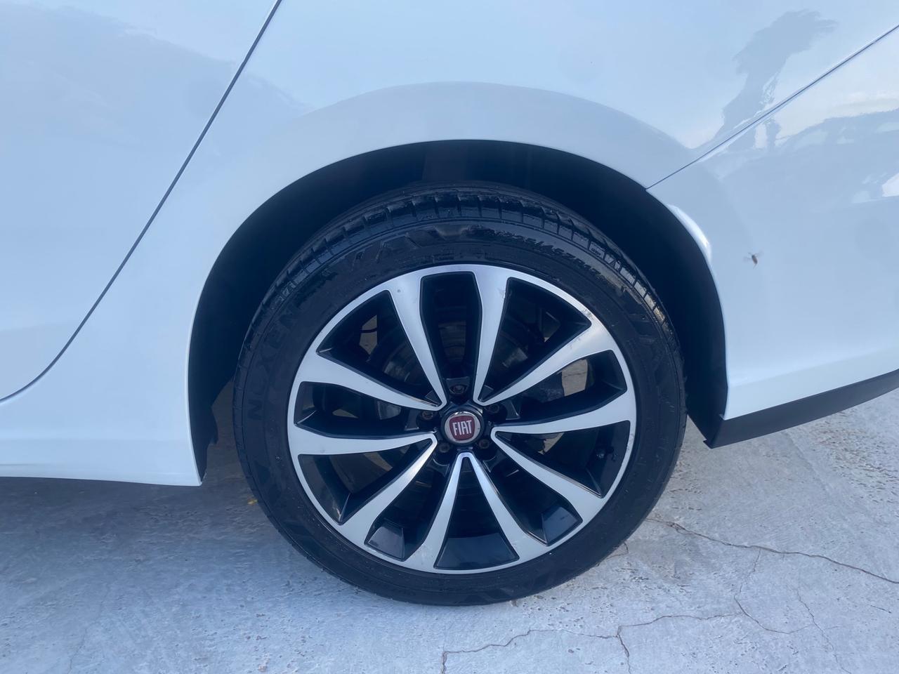 Fiat Tipo 1.6 Mjt 4 porte Lounge