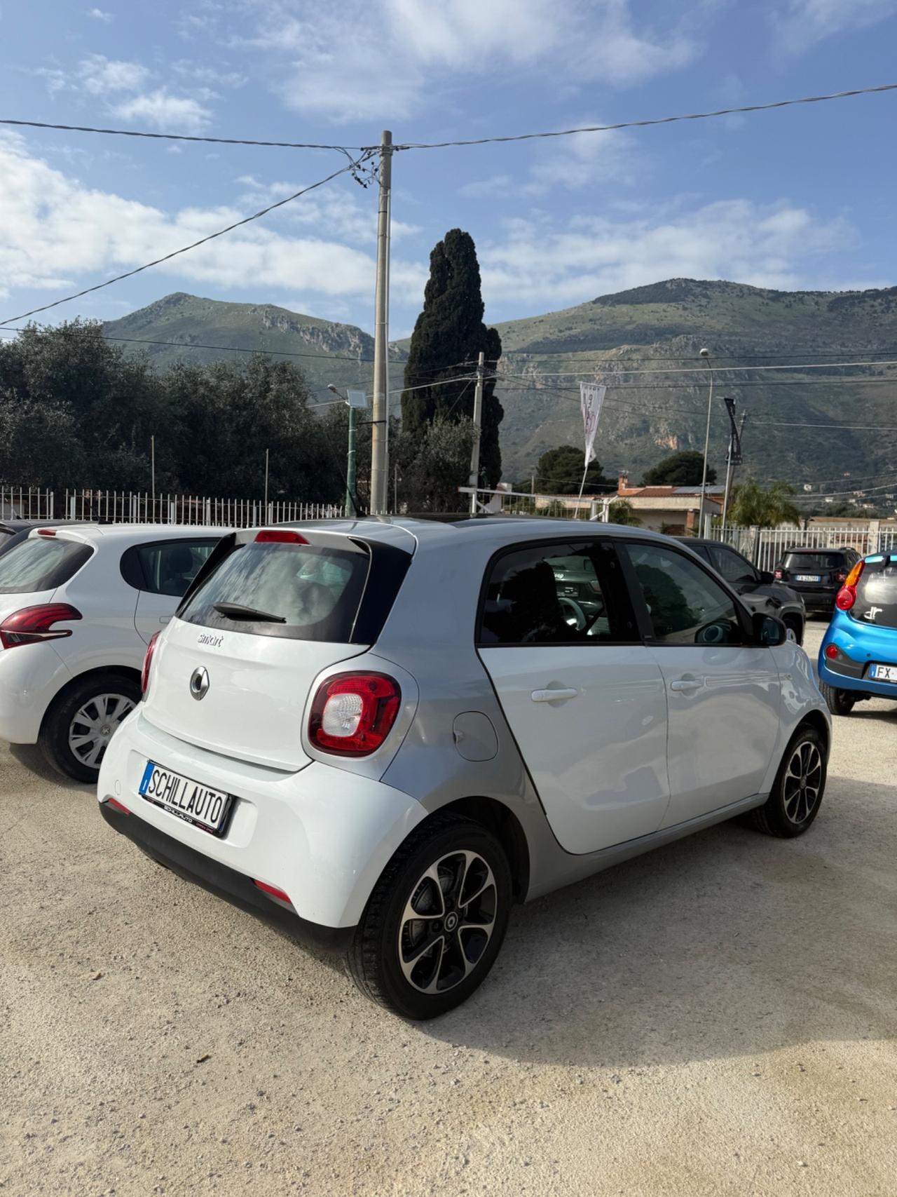 Smart ForFour 60 1.0 Black Passion