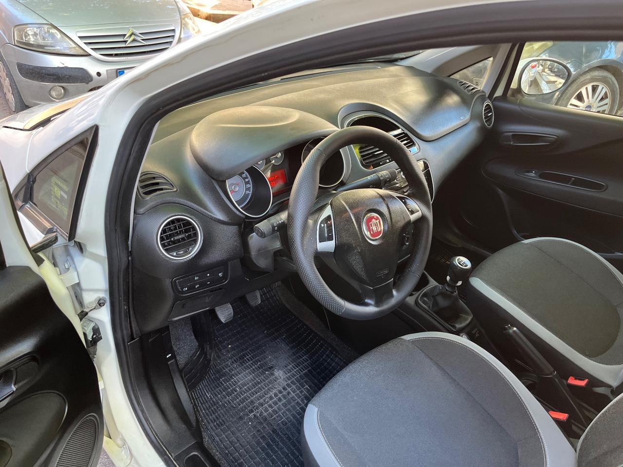 Fiat Punto 1.2 8V 5 porte Street