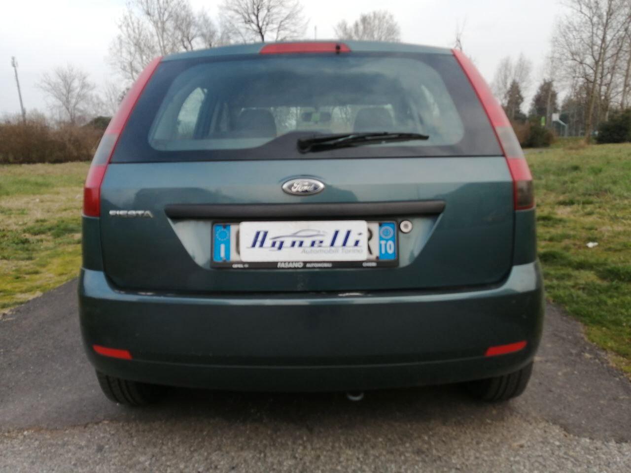 Ford Fiesta 1.4 16V 5p. Ghia