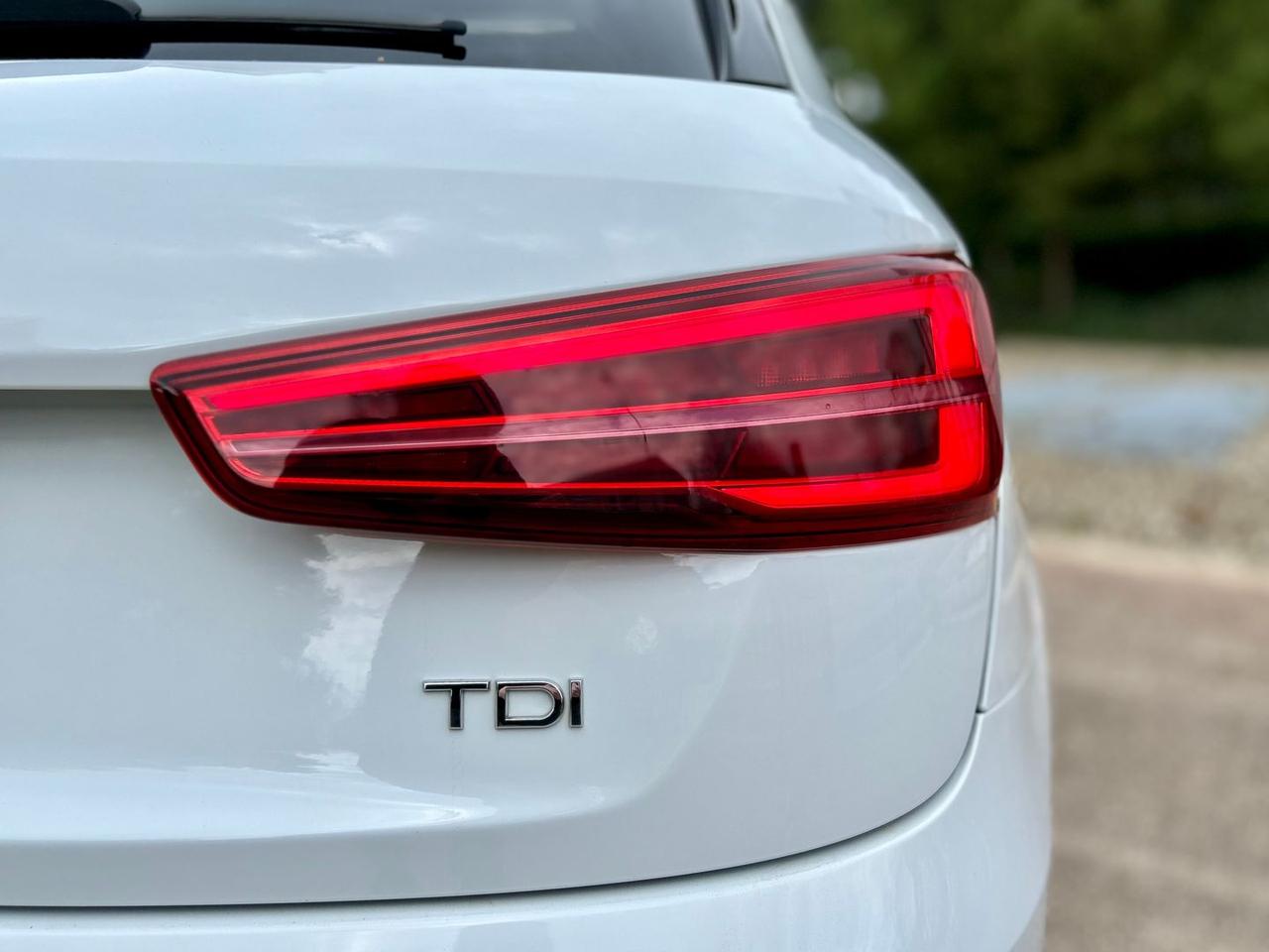 Audi Q3 2.0 TDI Business #10100