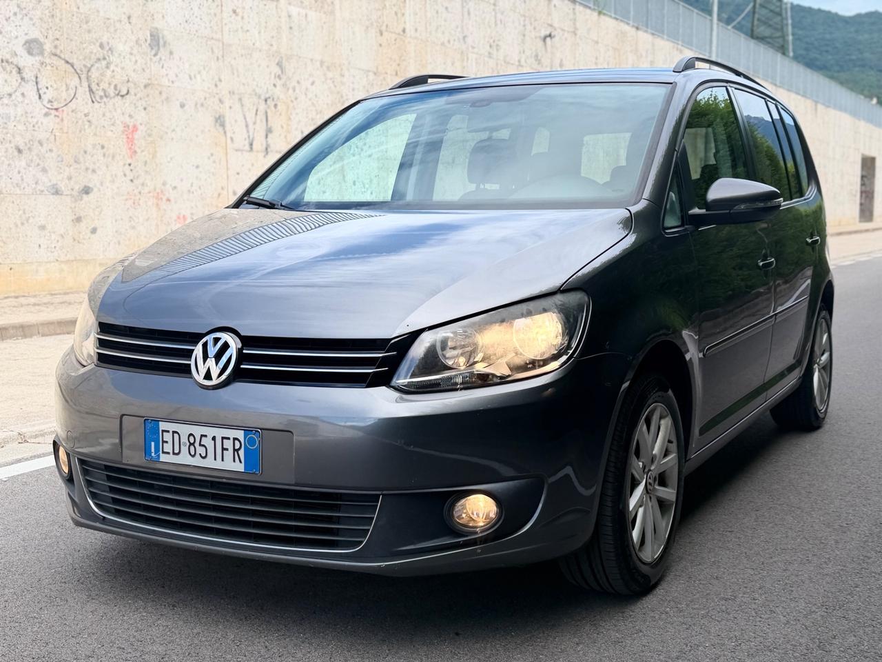 Volkswagen Touran 1.6 TDI 105cv 7 POSTI OK NEOPATENTATI
