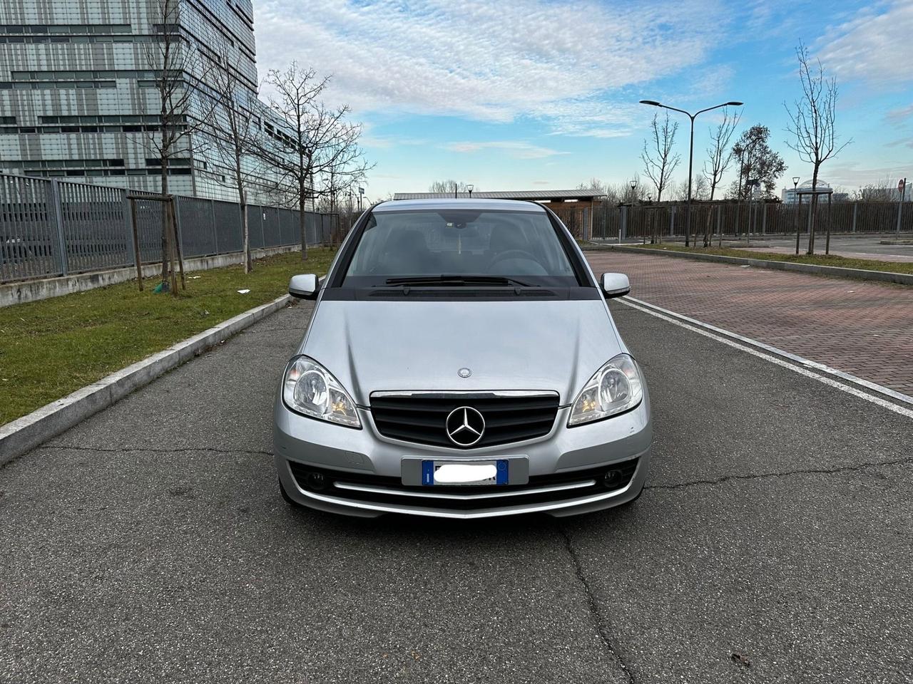 Mercedes-benz A 160 A 160 BlueEFFICIENCY Coupé Special Edition