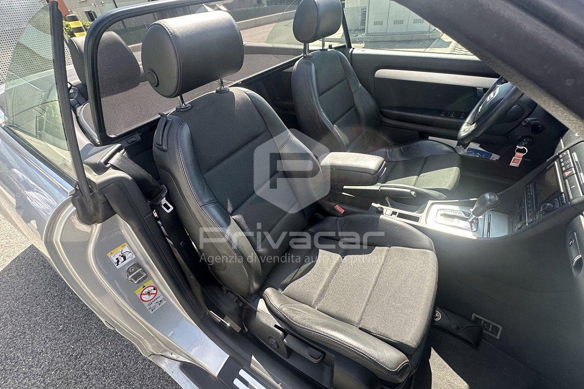 AUDI A4 Cabriolet 2.7 TDI F.AP. mult.Top plus