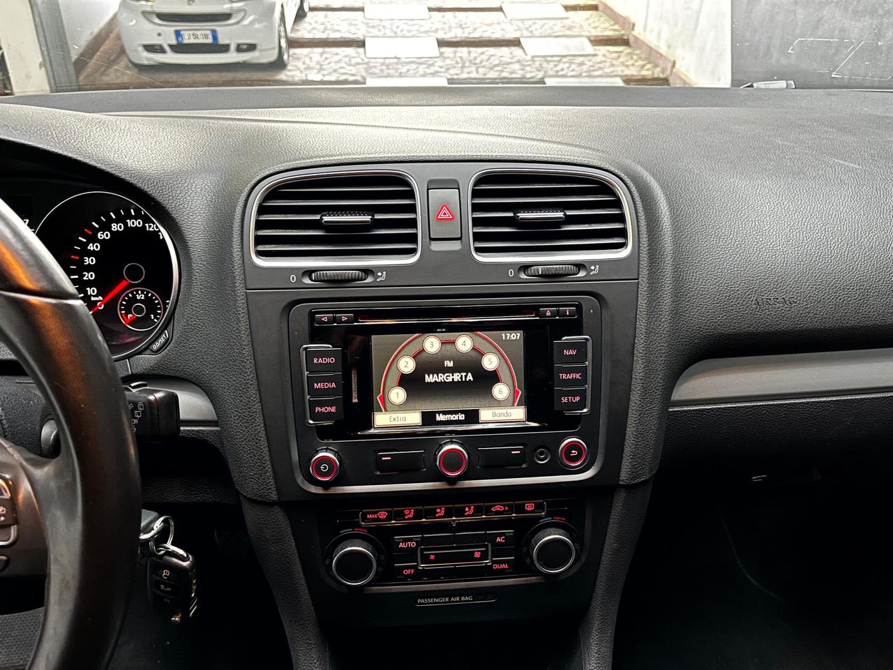 Volkswagen Golf 2.0 TDI Highline - FABIANOAUTO